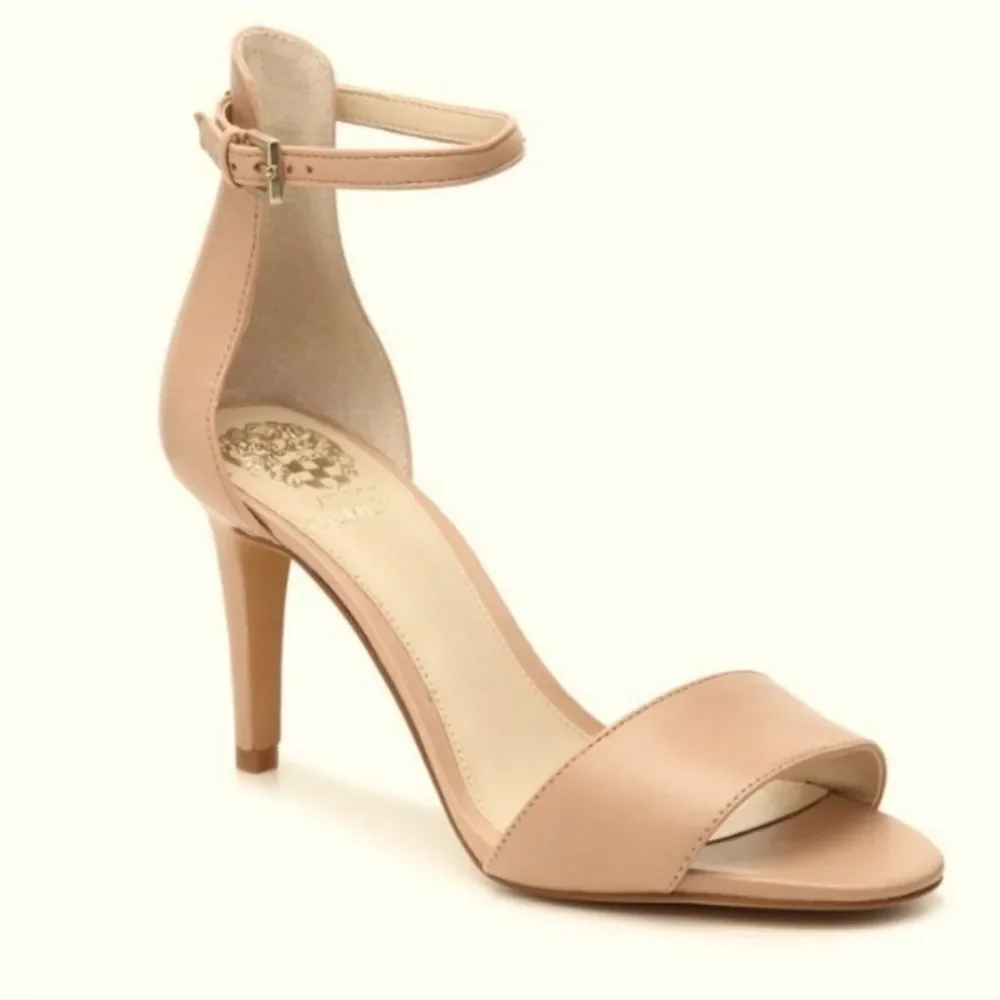 Vince Camuto Nude Court Leatjer Stiletto Sandals Size 10 LIKE NEW!